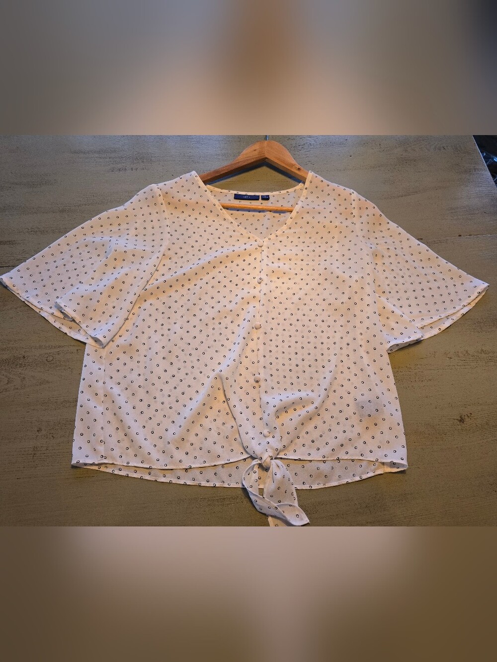 LOFT Women's Small Cropped Blouse, White/Black Polka Dots, Front Tie, VNeck